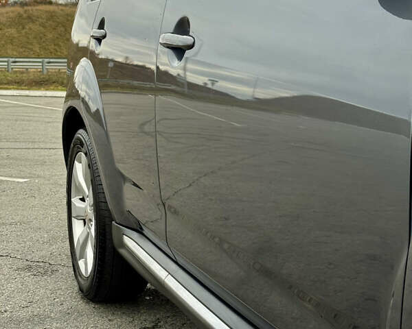 Міцубісі Аутлендер 2011 у Полтаві на Automoto.ua Сірий Міцубісі Аутлендер, об'ємом двигуна 2.2 л та пробігом 252 тис. км за 11150 $, фото 7 на Automoto.ua