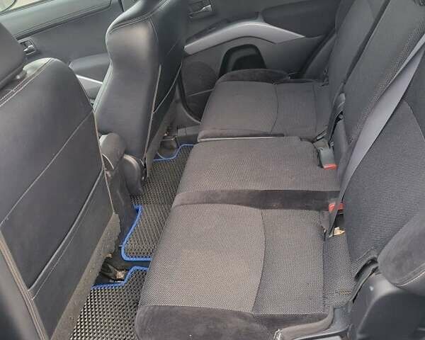 Серый Мицубиси Аутлендер, объемом двигателя 2.2 л и пробегом 175 тыс. км за 10999 $, фото 5 на Automoto.ua