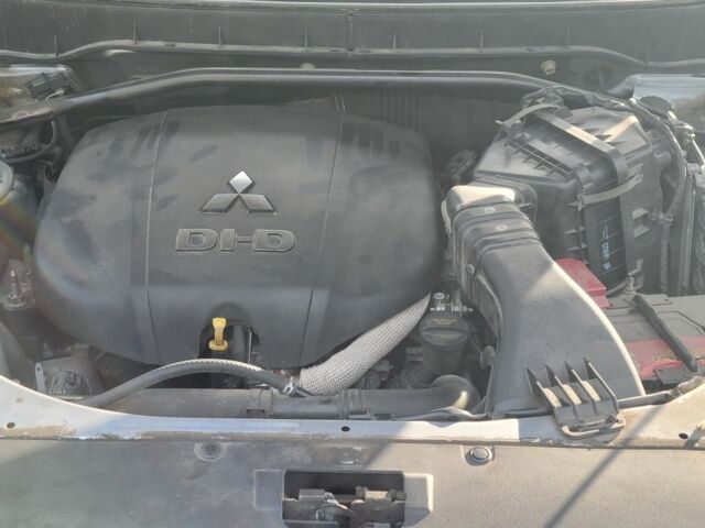 Серый Мицубиси Аутлендер, объемом двигателя 2.2 л и пробегом 175 тыс. км за 10999 $, фото 20 на Automoto.ua