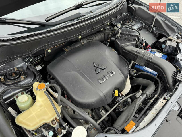 Міцубісі Аутлендер 2011 у Полтаві на Automoto.ua Сірий Міцубісі Аутлендер, об'ємом двигуна 2.2 л та пробігом 252 тис. км за 11150 $, фото 39 на Automoto.ua