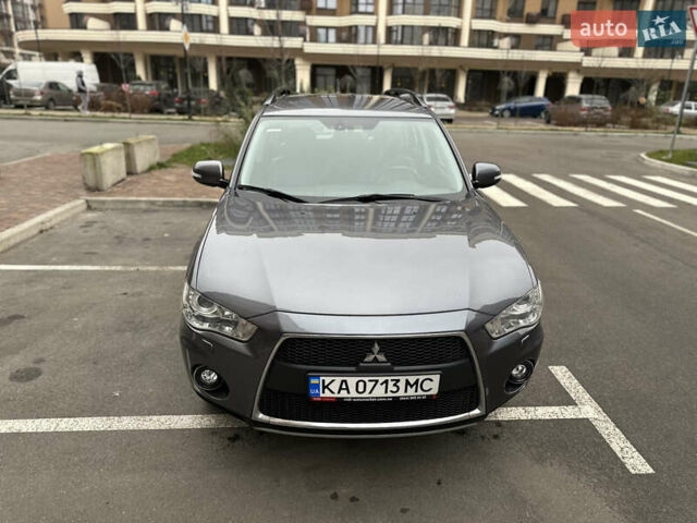 Серый Мицубиси Аутлендер, объемом двигателя 2.4 л и пробегом 226 тыс. км за 10200 $, фото 15 на Automoto.ua