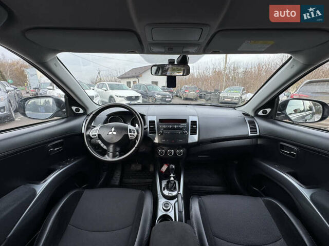 Серый Мицубиси Аутлендер, объемом двигателя 2.2 л и пробегом 211 тыс. км за 11999 $, фото 25 на Automoto.ua