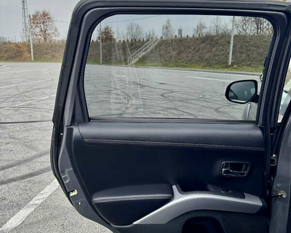 Серый Мицубиси Аутлендер, объемом двигателя 2.2 л и пробегом 160 тыс. км за 11350 $, фото 34 на Automoto.ua