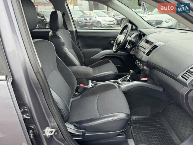 Серый Мицубиси Аутлендер, объемом двигателя 2.2 л и пробегом 211 тыс. км за 11999 $, фото 23 на Automoto.ua