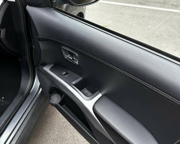 Серый Мицубиси Аутлендер, объемом двигателя 2.4 л и пробегом 226 тыс. км за 10200 $, фото 31 на Automoto.ua