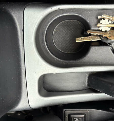 Серый Мицубиси Аутлендер, объемом двигателя 2.18 л и пробегом 233 тыс. км за 11000 $, фото 22 на Automoto.ua