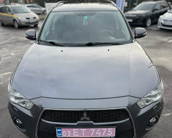 Серый Мицубиси Аутлендер, объемом двигателя 2.2 л и пробегом 211 тыс. км за 11999 $, фото 8 на Automoto.ua