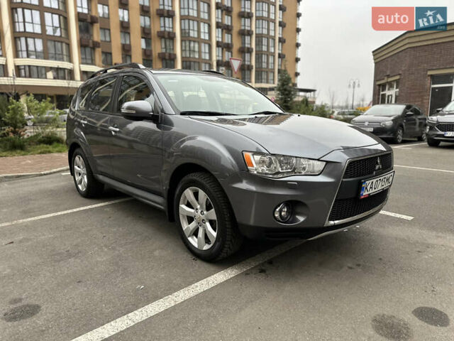 Серый Мицубиси Аутлендер, объемом двигателя 2.4 л и пробегом 226 тыс. км за 10200 $, фото 13 на Automoto.ua
