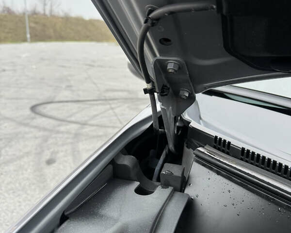 Серый Мицубиси Аутлендер, объемом двигателя 2.2 л и пробегом 160 тыс. км за 11350 $, фото 49 на Automoto.ua