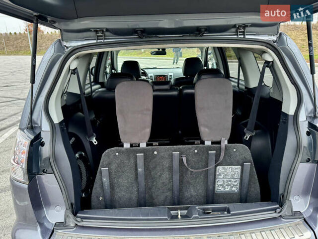 Серый Мицубиси Аутлендер, объемом двигателя 2.2 л и пробегом 160 тыс. км за 11350 $, фото 46 на Automoto.ua