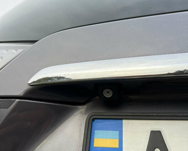 Серый Мицубиси Аутлендер, объемом двигателя 2.18 л и пробегом 220 тыс. км за 10999 $, фото 6 на Automoto.ua