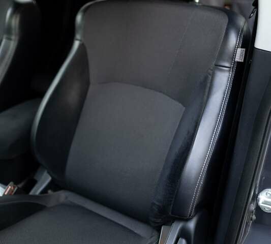 Серый Мицубиси Аутлендер, объемом двигателя 2.27 л и пробегом 291 тыс. км за 9700 $, фото 24 на Automoto.ua