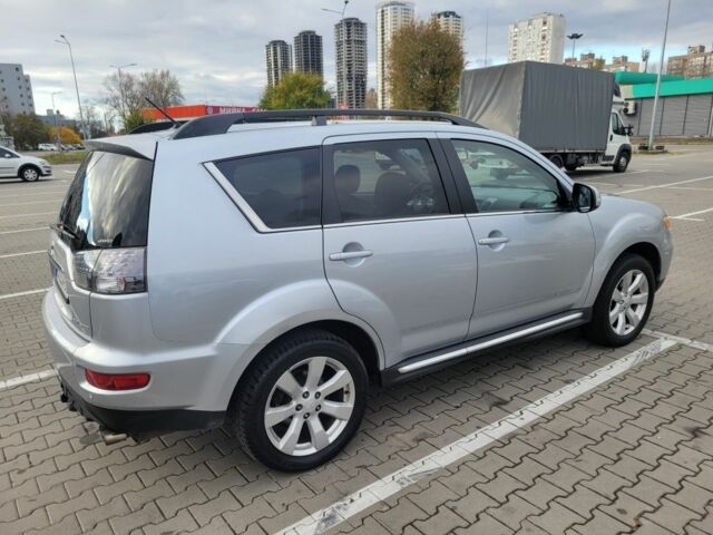 Серый Мицубиси Аутлендер, объемом двигателя 2.2 л и пробегом 175 тыс. км за 10999 $, фото 2 на Automoto.ua