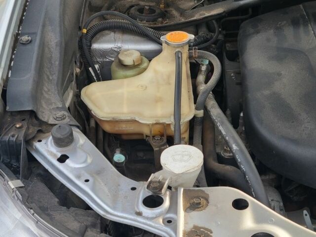 Серый Мицубиси Аутлендер, объемом двигателя 2.2 л и пробегом 175 тыс. км за 10999 $, фото 17 на Automoto.ua