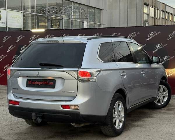 Серый Мицубиси Аутлендер, объемом двигателя 2.2 л и пробегом 190 тыс. км за 14950 $, фото 6 на Automoto.ua