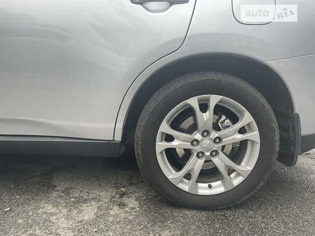 Сірий Міцубісі Аутлендер, об'ємом двигуна 2.4 л та пробігом 135 тис. км за 13500 $, фото 6 на Automoto.ua