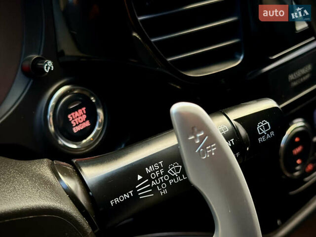 Сірий Міцубісі Аутлендер, об'ємом двигуна 2.36 л та пробігом 225 тис. км за 10500 $, фото 29 на Automoto.ua