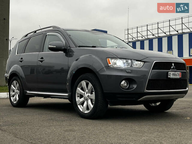 Серый Мицубиси Аутлендер, объемом двигателя 2.2 л и пробегом 206 тыс. км за 11999 $, фото 9 на Automoto.ua