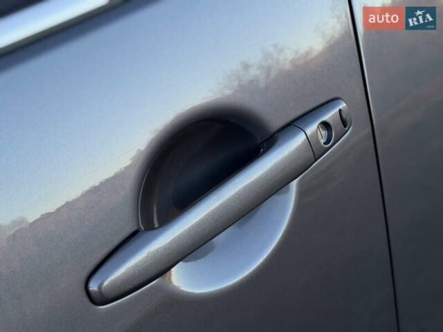 Серый Мицубиси Аутлендер, объемом двигателя 2.2 л и пробегом 171 тыс. км за 12700 $, фото 23 на Automoto.ua