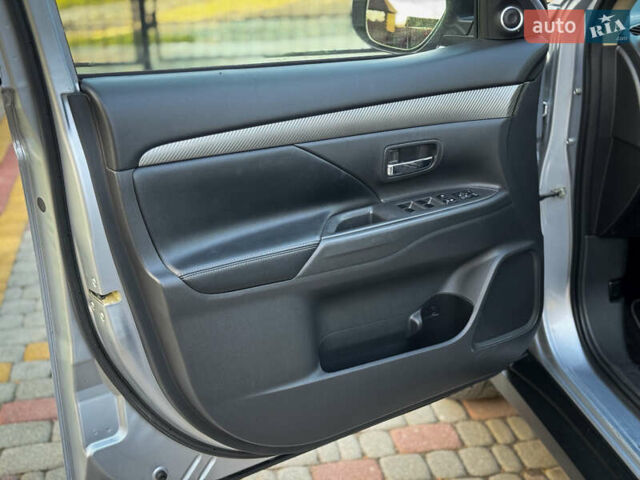 Серый Мицубиси Аутлендер, объемом двигателя 2.2 л и пробегом 189 тыс. км за 12800 $, фото 34 на Automoto.ua