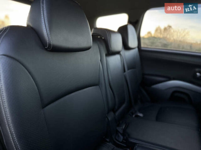 Серый Мицубиси Аутлендер, объемом двигателя 2.2 л и пробегом 171 тыс. км за 12700 $, фото 84 на Automoto.ua