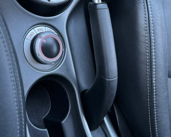 Серый Мицубиси Аутлендер, объемом двигателя 2.2 л и пробегом 171 тыс. км за 12700 $, фото 71 на Automoto.ua