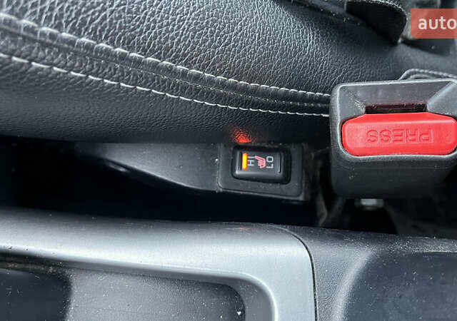 Сірий Міцубісі Аутлендер, об'ємом двигуна 2.2 л та пробігом 280 тис. км за 11100 $, фото 51 на Automoto.ua