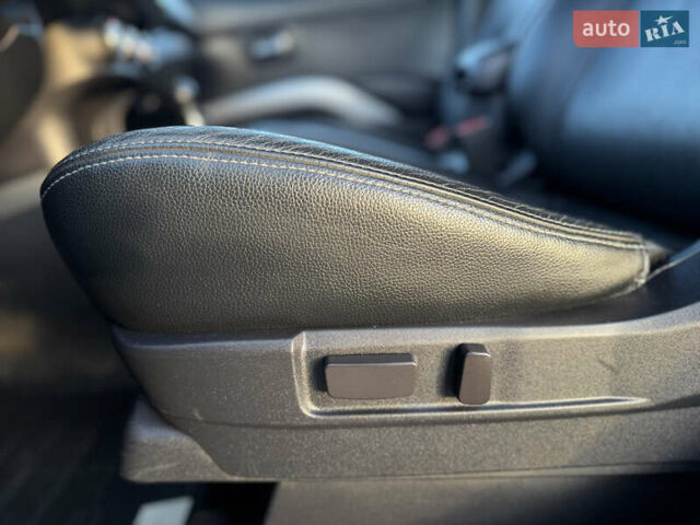 Серый Мицубиси Аутлендер, объемом двигателя 2.2 л и пробегом 171 тыс. км за 12700 $, фото 52 на Automoto.ua