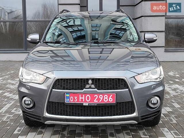 Сірий Міцубісі Аутлендер, об'ємом двигуна 2.2 л та пробігом 216 тис. км за 11250 $, фото 41 на Automoto.ua