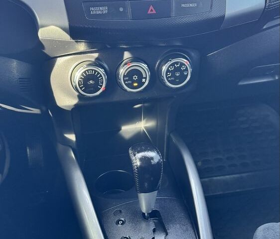 Серый Мицубиси Аутлендер, объемом двигателя 2.4 л и пробегом 239 тыс. км за 11700 $, фото 14 на Automoto.ua