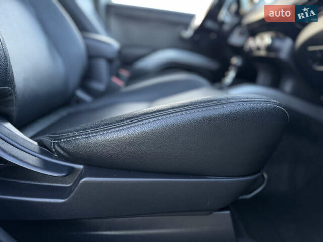 Серый Мицубиси Аутлендер, объемом двигателя 2.2 л и пробегом 171 тыс. км за 12700 $, фото 79 на Automoto.ua