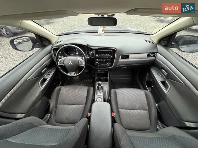 Серый Мицубиси Аутлендер, объемом двигателя 2.2 л и пробегом 190 тыс. км за 10800 $, фото 12 на Automoto.ua