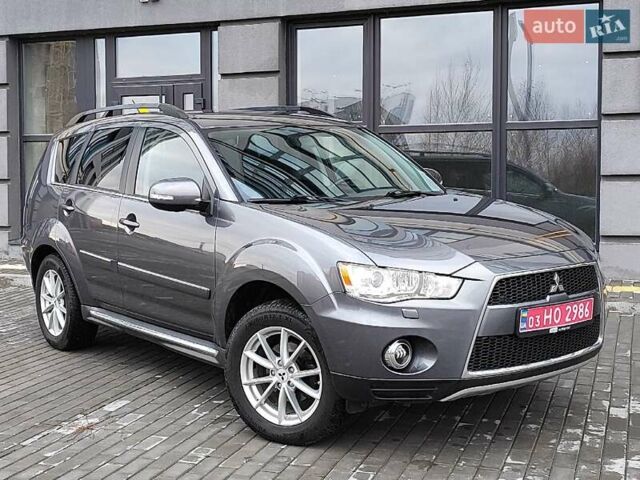 Сірий Міцубісі Аутлендер, об'ємом двигуна 2.2 л та пробігом 216 тис. км за 11250 $, фото 2 на Automoto.ua