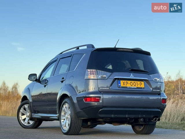 Серый Мицубиси Аутлендер, объемом двигателя 2.2 л и пробегом 171 тыс. км за 12700 $, фото 37 на Automoto.ua