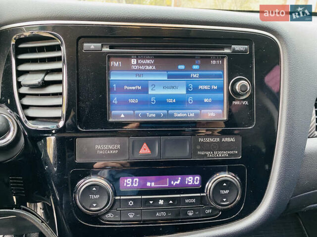 Сірий Міцубісі Аутлендер, об'ємом двигуна 2.36 л та пробігом 135 тис. км за 11500 $, фото 23 на Automoto.ua