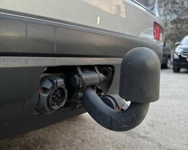 Серый Мицубиси Аутлендер, объемом двигателя 2.2 л и пробегом 190 тыс. км за 14950 $, фото 11 на Automoto.ua