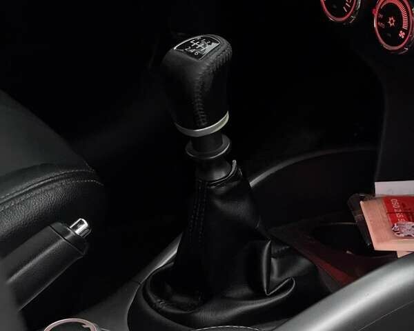 Серый Мицубиси Аутлендер, объемом двигателя 2.3 л и пробегом 160 тыс. км за 13900 $, фото 13 на Automoto.ua