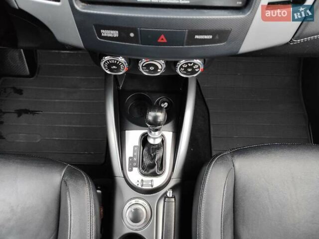 Сірий Міцубісі Аутлендер, об'ємом двигуна 2.2 л та пробігом 216 тис. км за 11250 $, фото 65 на Automoto.ua