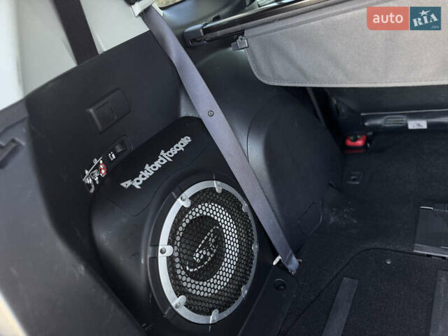 Серый Мицубиси Аутлендер, объемом двигателя 2.2 л и пробегом 171 тыс. км за 12700 $, фото 93 на Automoto.ua