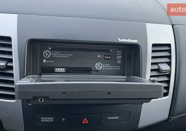 Сірий Міцубісі Аутлендер, об'ємом двигуна 2.2 л та пробігом 280 тис. км за 11100 $, фото 33 на Automoto.ua