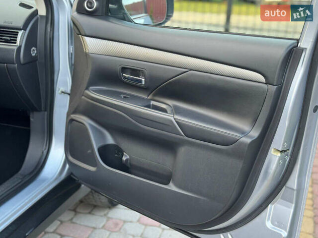 Серый Мицубиси Аутлендер, объемом двигателя 2.2 л и пробегом 188 тыс. км за 13500 $, фото 42 на Automoto.ua