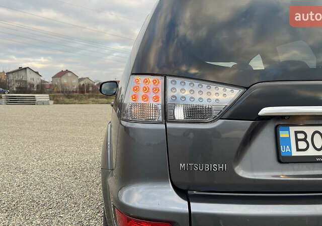 Сірий Міцубісі Аутлендер, об'ємом двигуна 2.2 л та пробігом 280 тис. км за 11100 $, фото 15 на Automoto.ua