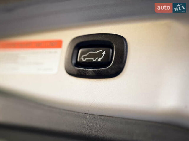 Серый Мицубиси Аутлендер, объемом двигателя 2.2 л и пробегом 189 тыс. км за 12800 $, фото 61 на Automoto.ua