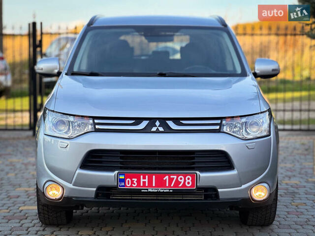 Серый Мицубиси Аутлендер, объемом двигателя 2.2 л и пробегом 189 тыс. км за 12800 $, фото 8 на Automoto.ua