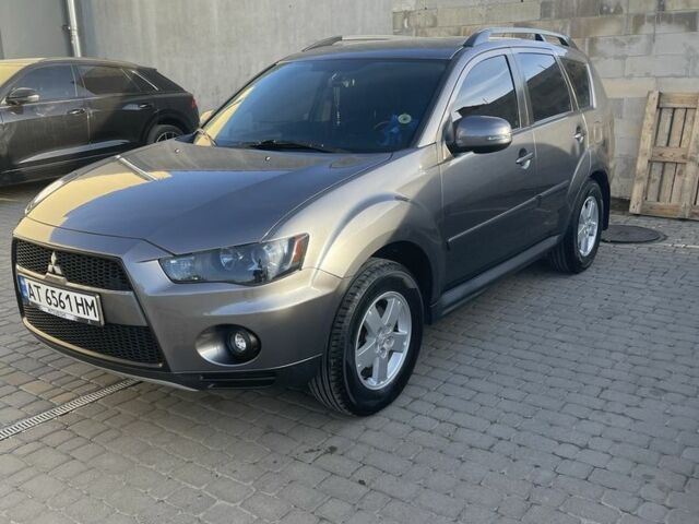 Серый Мицубиси Аутлендер, объемом двигателя 2 л и пробегом 136 тыс. км за 14999 $, фото 11 на Automoto.ua