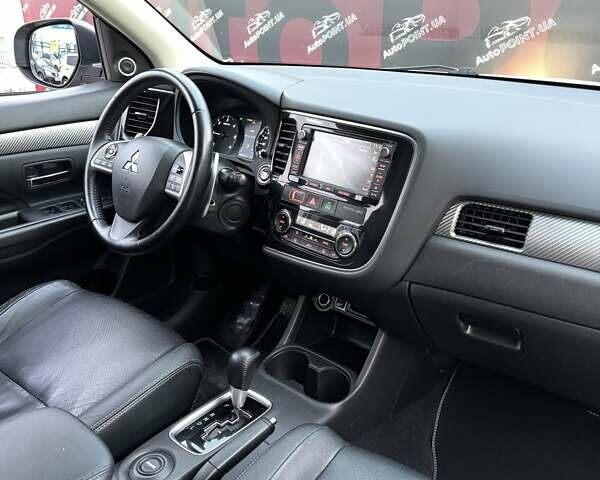 Серый Мицубиси Аутлендер, объемом двигателя 2.2 л и пробегом 190 тыс. км за 14950 $, фото 25 на Automoto.ua