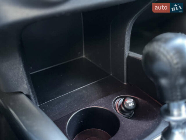 Серый Мицубиси Аутлендер, объемом двигателя 2.2 л и пробегом 171 тыс. км за 12700 $, фото 69 на Automoto.ua