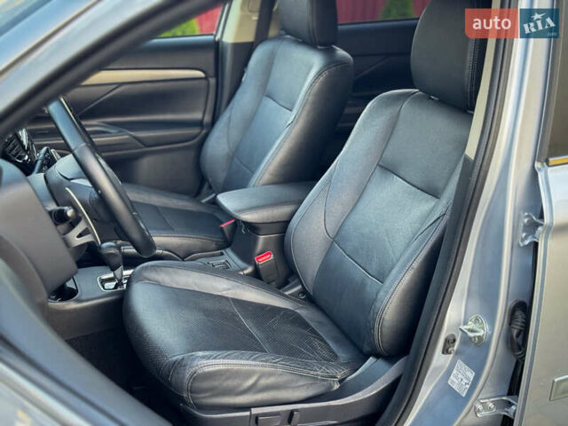 Серый Мицубиси Аутлендер, объемом двигателя 2.2 л и пробегом 189 тыс. км за 12800 $, фото 32 на Automoto.ua