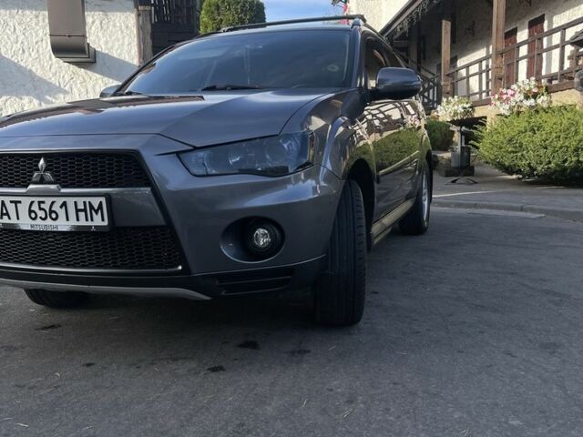 Серый Мицубиси Аутлендер, объемом двигателя 2 л и пробегом 136 тыс. км за 14999 $, фото 5 на Automoto.ua