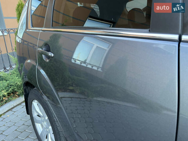 Серый Мицубиси Аутлендер, объемом двигателя 2.2 л и пробегом 186 тыс. км за 12350 $, фото 24 на Automoto.ua